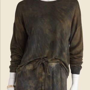 LNA tye dye sweatset